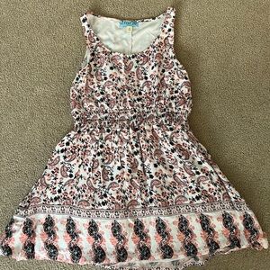 Francesca’s Sleeveless Dress